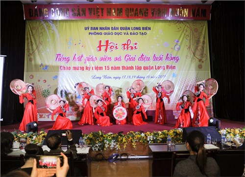 Hội thi  Tiếng hát giáo viên và giai điệu tuổi hồng  cấp học mầm non Quận Long Biên 2018